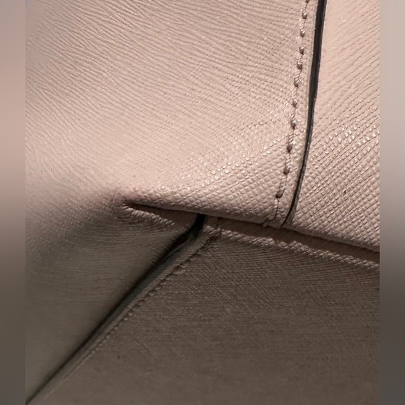 Michael Kors Sofia large East-West satchel, blush/blossom pink saffiano leather - Picture 13 of 14